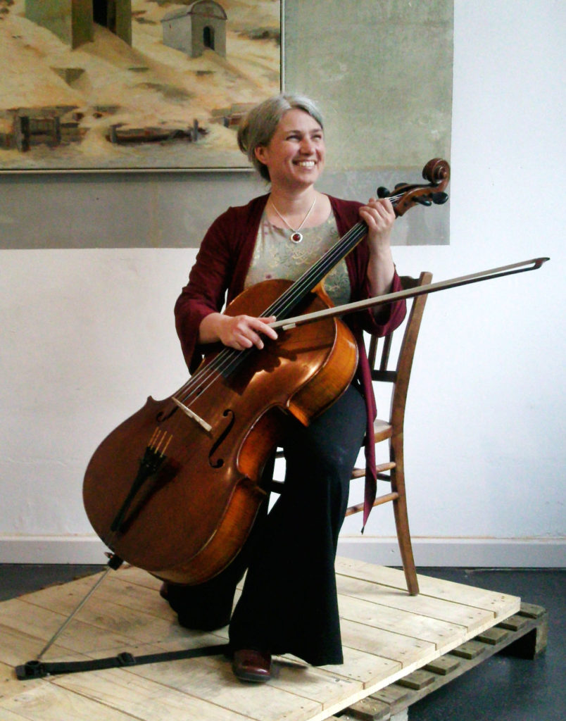Angelika Bönisch Cellistin in Oldenburg